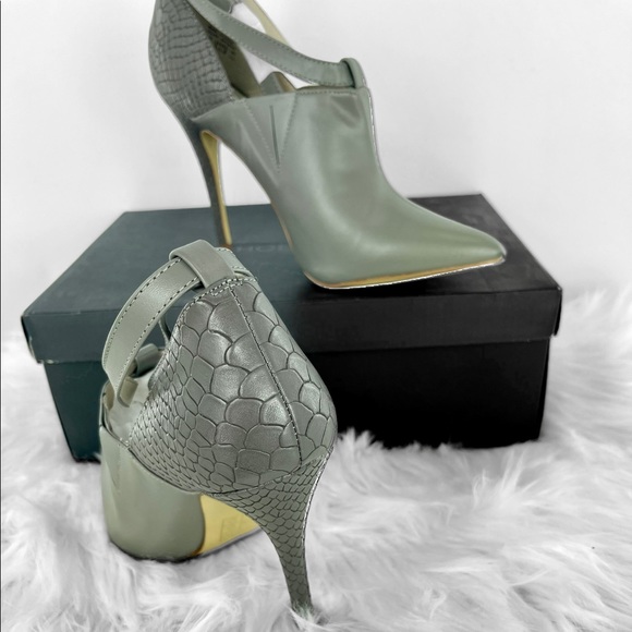 ✨NWT✨ Shoemint Heels - Picture 2 of 3